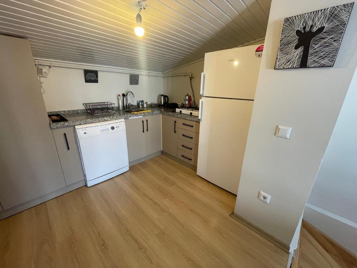 Апартаменты Duplex With Terrace In Center,5Mn Walk To Istiklal Стамбул Экстерьер фото